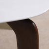 Modernt matbord med rektangulär marmorskiva för matsalen