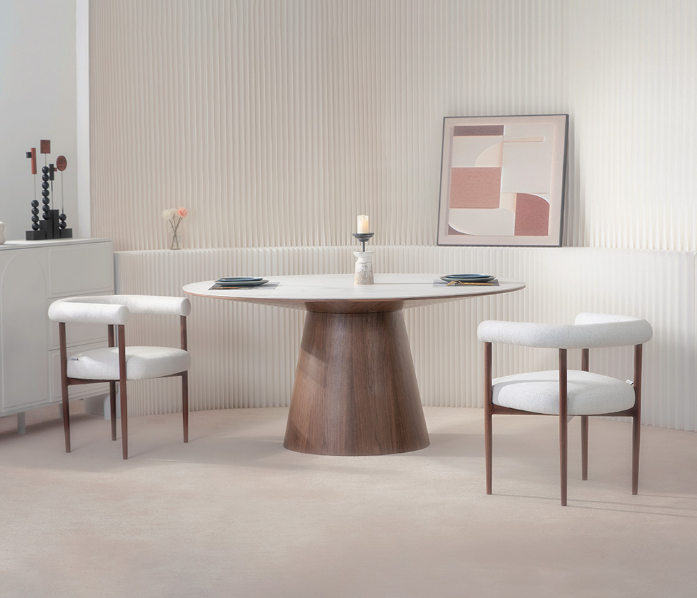 Väsentliga delar av ett modernt minimalistiskt hem: färger, möbler och layout