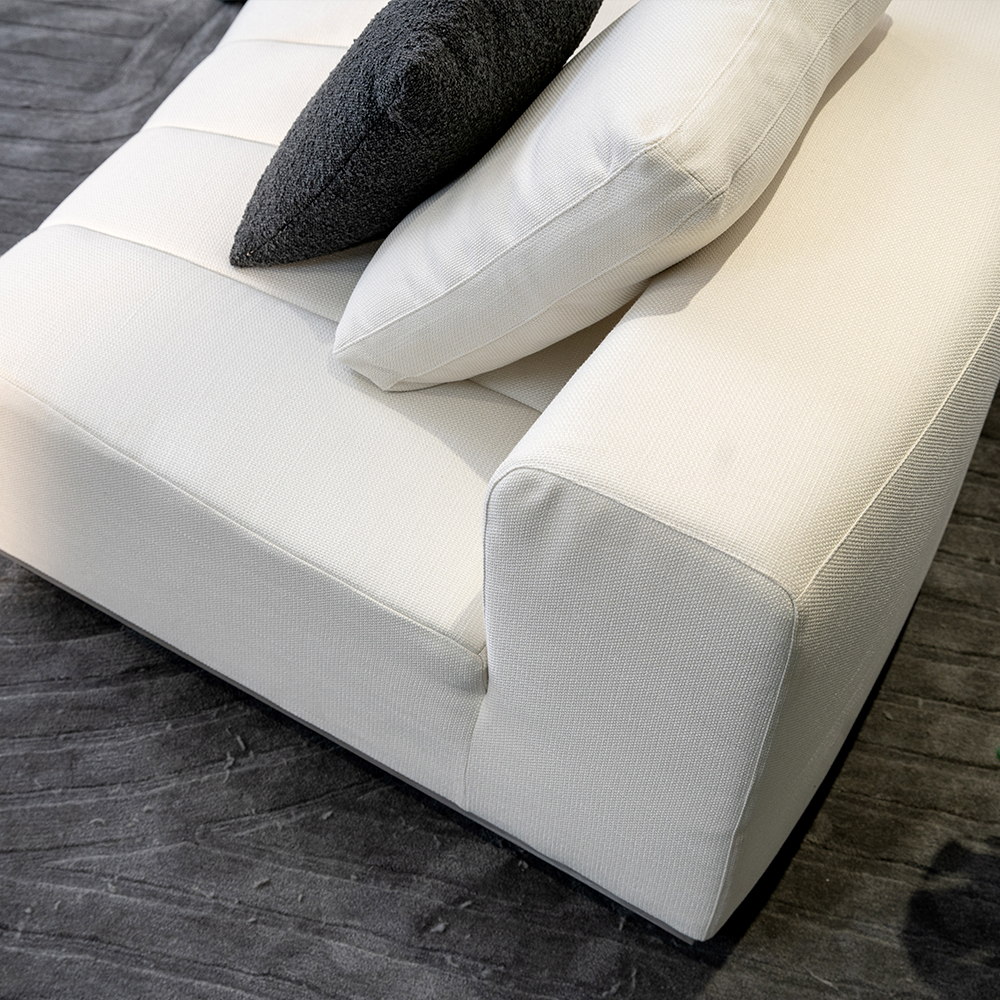 Moderna vita pianonycklar Design Tre-sits stoppad soffa