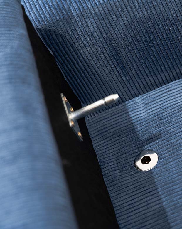 minimalistisk tv&aring;sitssoffa